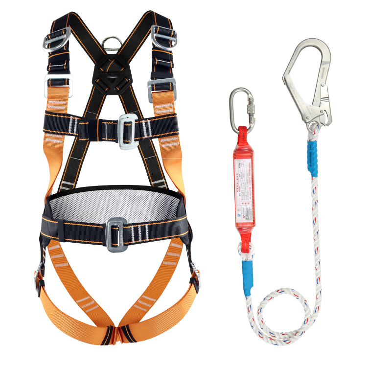 A Quick Guide to Roof Safety Harness Use