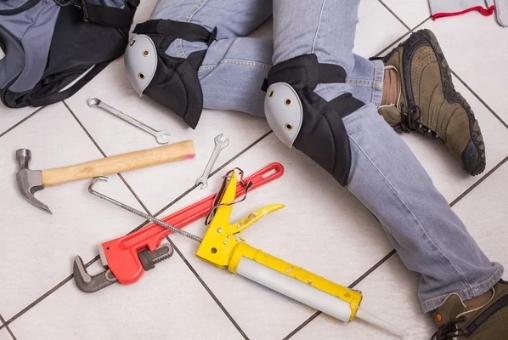 Benefits of Using Knee Pads in the Workplace