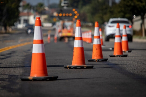 How to Choose Traffic Safety Equipment for Different Projects